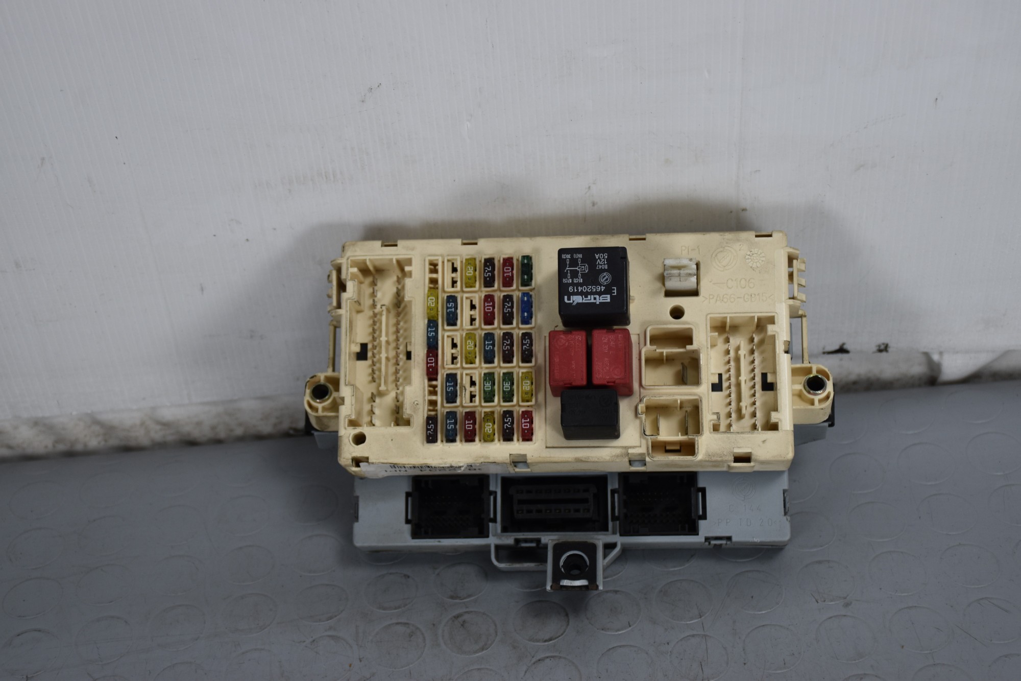 Body Computer Fiat Punto dal 1999 al 2011 Cod 6812234  1632738536811