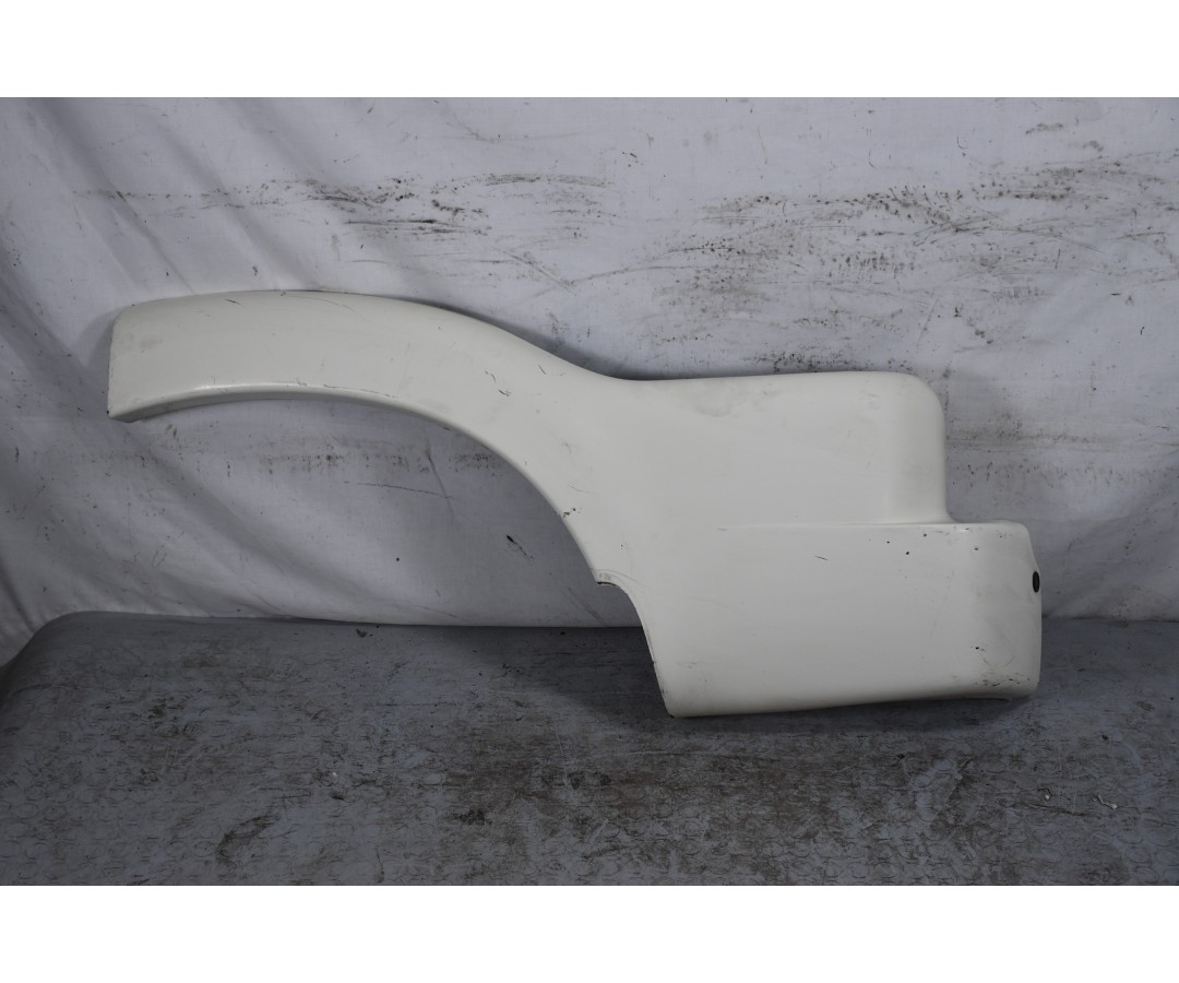 Parafango posteriore SX Mahindra Goa Dal 2002 in poi Colore bianco  1633332239337