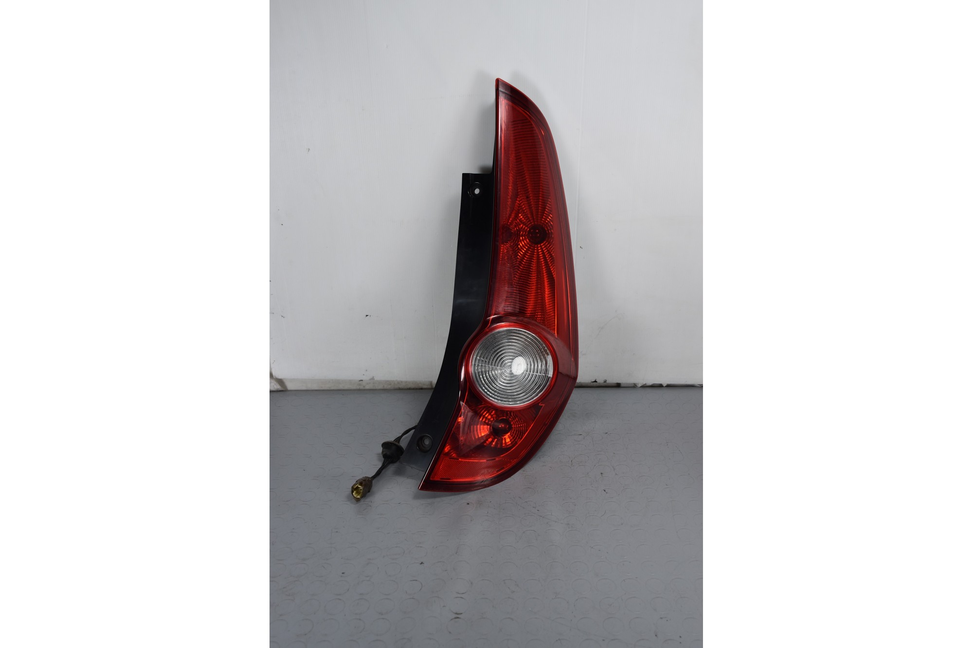 Fanale Stop Posteriore DX Opel Agila B dal 2008 al 2015 Cod 89071614  1633599398112