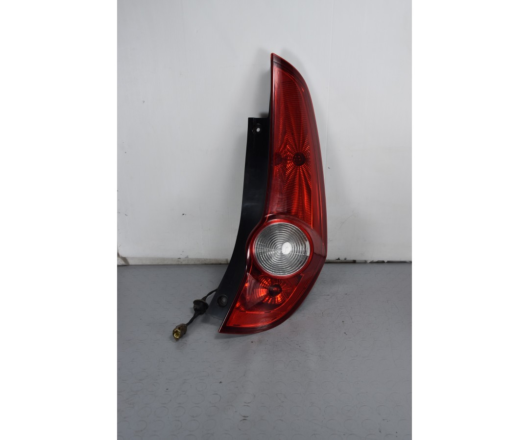 Fanale Stop Posteriore DX Opel Agila B dal 2008 al 2015 Cod 89071614  1633599398112