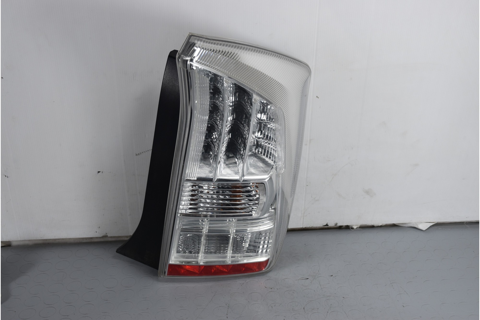 Fanale stop posteriore DX Toyota Prius Hybrid Dal 2009 al 2015 Cod 8155147122  1634116883210