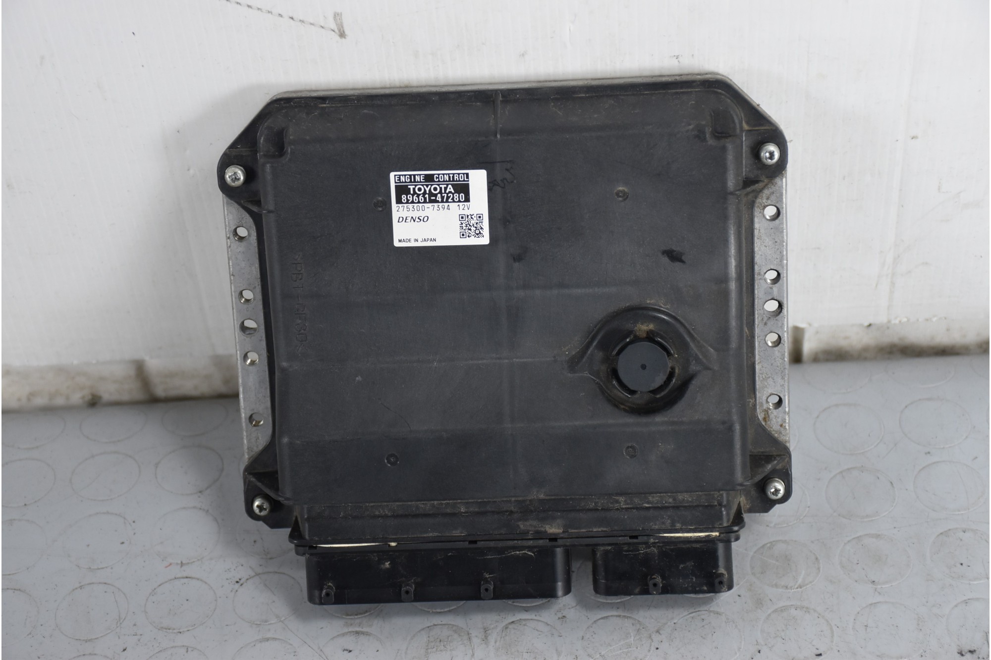 Centralina ECU Toyota Prius Hybrid dal 2009 al 2015 Cod 89661-47280  1634119061561