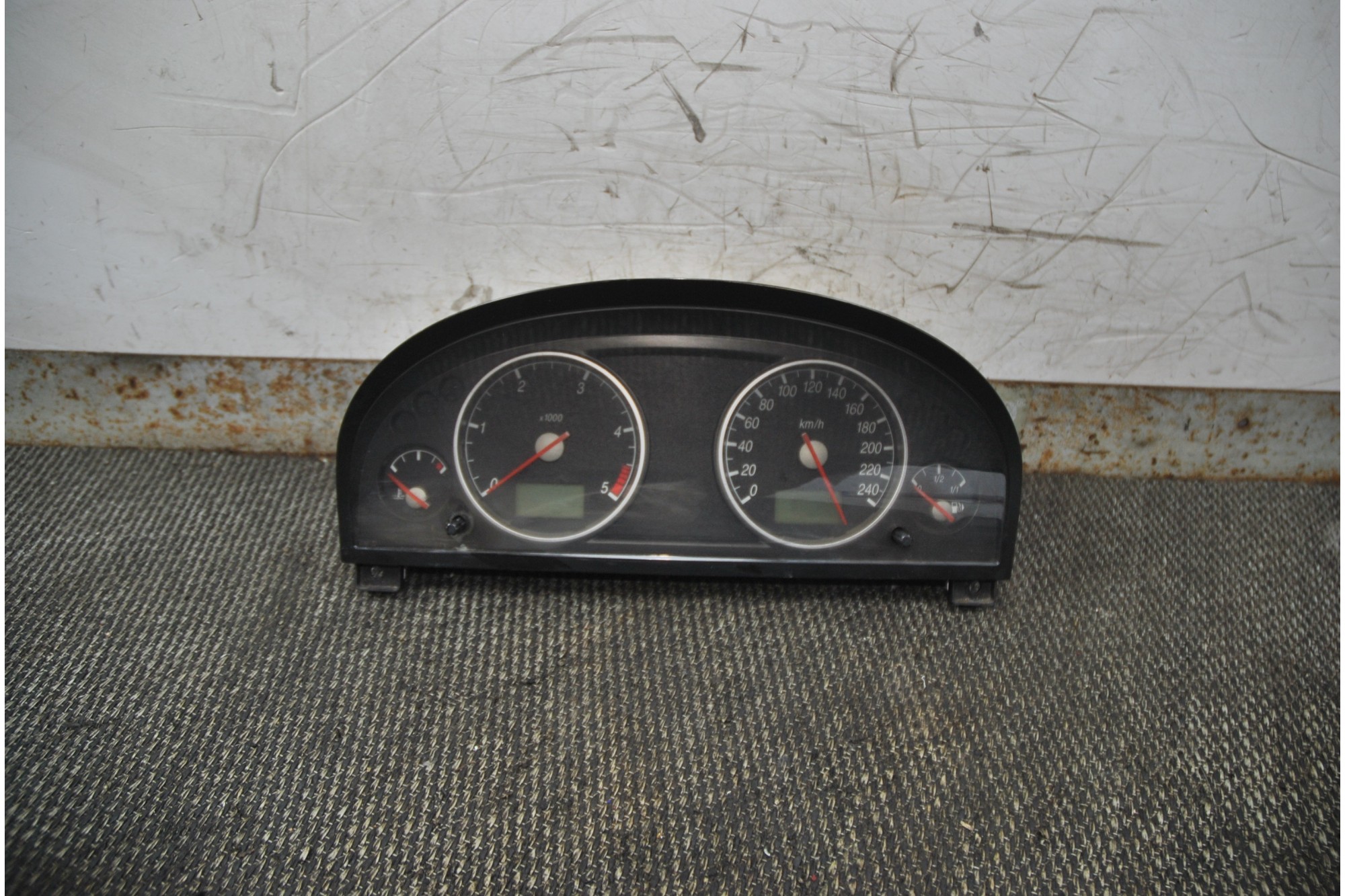 Strumentazione Contachilometri cod 1351741 Ford Mondeo MK2 dal 2000 al 2007  2411111130407