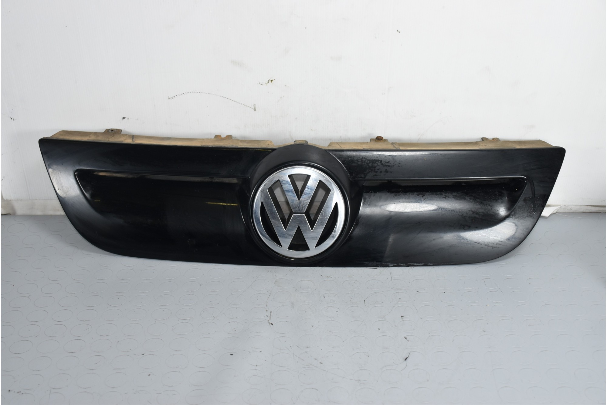 Griglia anteriore Volkswagen Polo Dal 2005 al 2009 Cod 600853653J  1634121614601