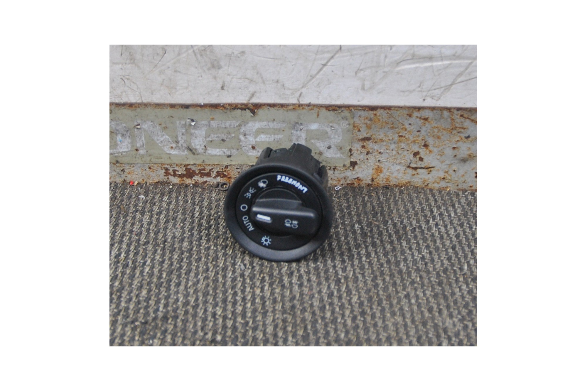 Controllo Comando Luci Fiat Freemont dal 2011 al 2015 cod K68072003AD  2411111130827