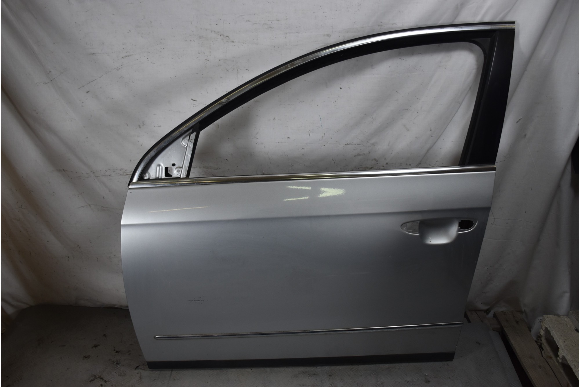 Portiera sportello anteriore SX Volkswagen Passat Dal 2005 al 2010  1634553488801
