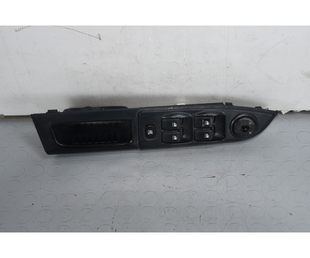 Pulsantiera Alzacristalli Anteriore SX Hyundai Getz dal 2002 al 2011 Cod 93570-1c110  1634637309961