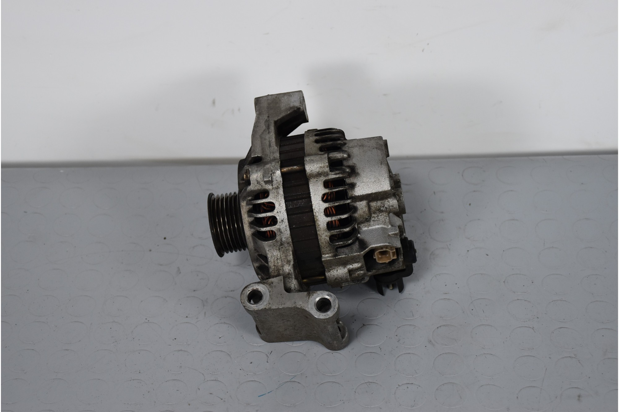 Alternatore Ford Fiesta V 1.4 dal 2002 al 2008 Cod 2s6t-10300-db  1634820413314