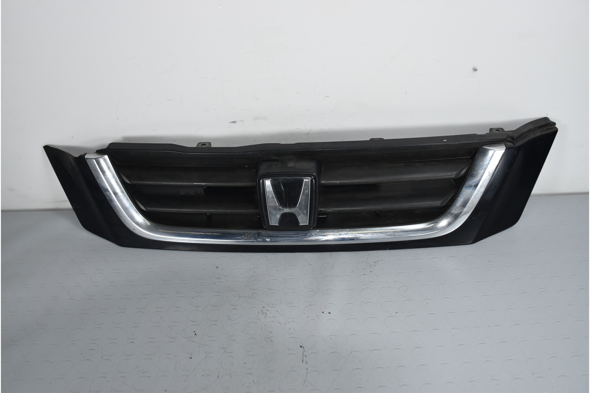 Griglia anteriore Honda CRV Dal 1995 al 1999 Cod 75101-0000  1636370758631