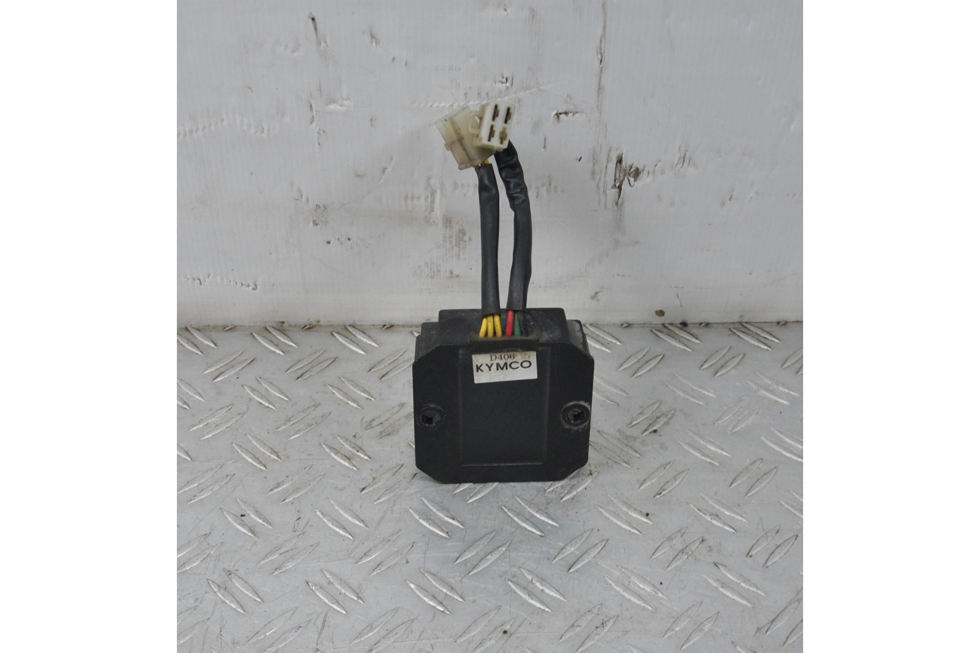 Regolatore Di Tensione Kymco People S 125 / 200 dal 2006 al 2016 cod SH532-12  1636385276991