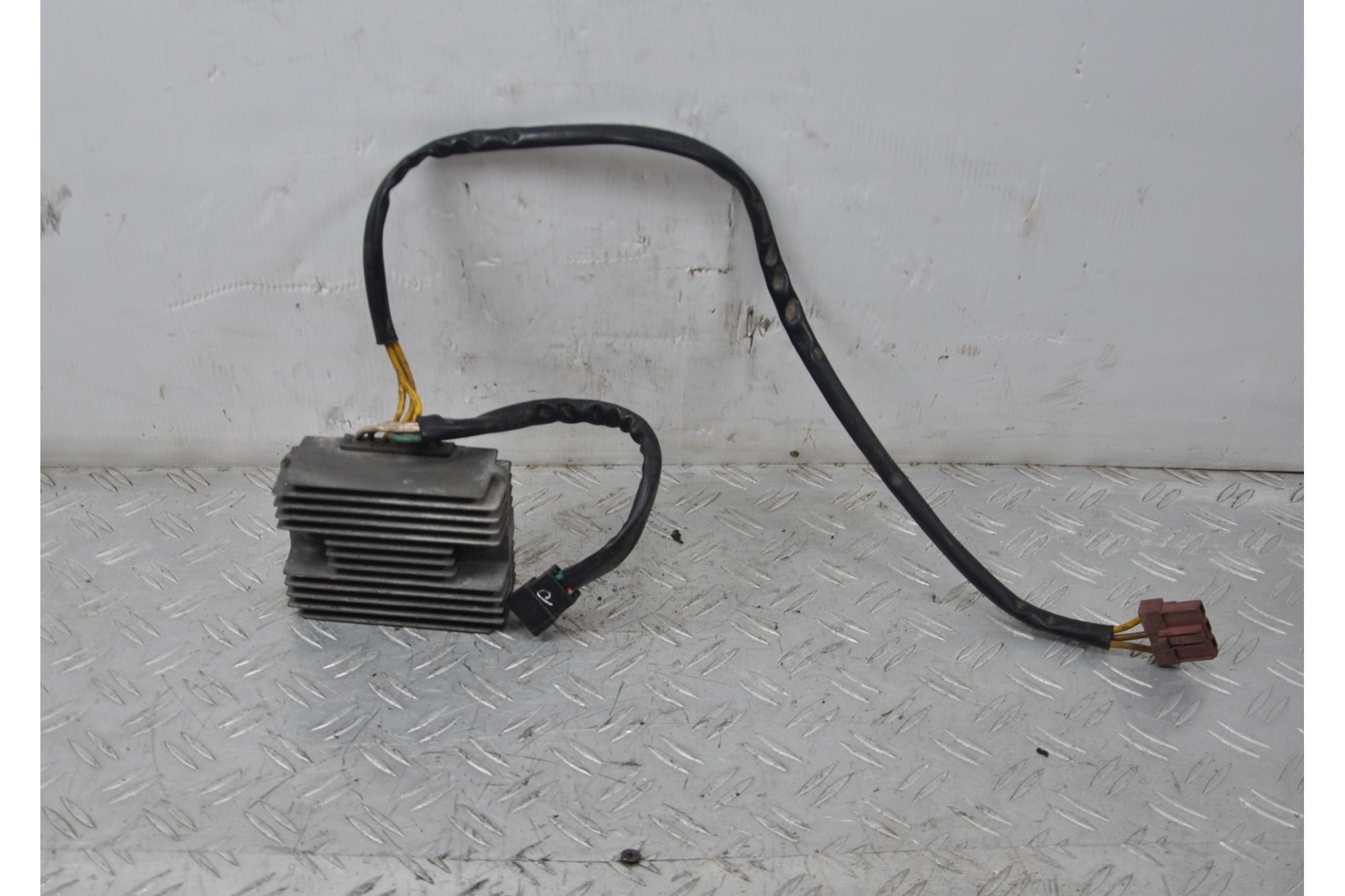 Regolatore Di Tensione Malaguti Centro 160 ie dal 2007 al 2011 Cod 434406003N  1637155749851