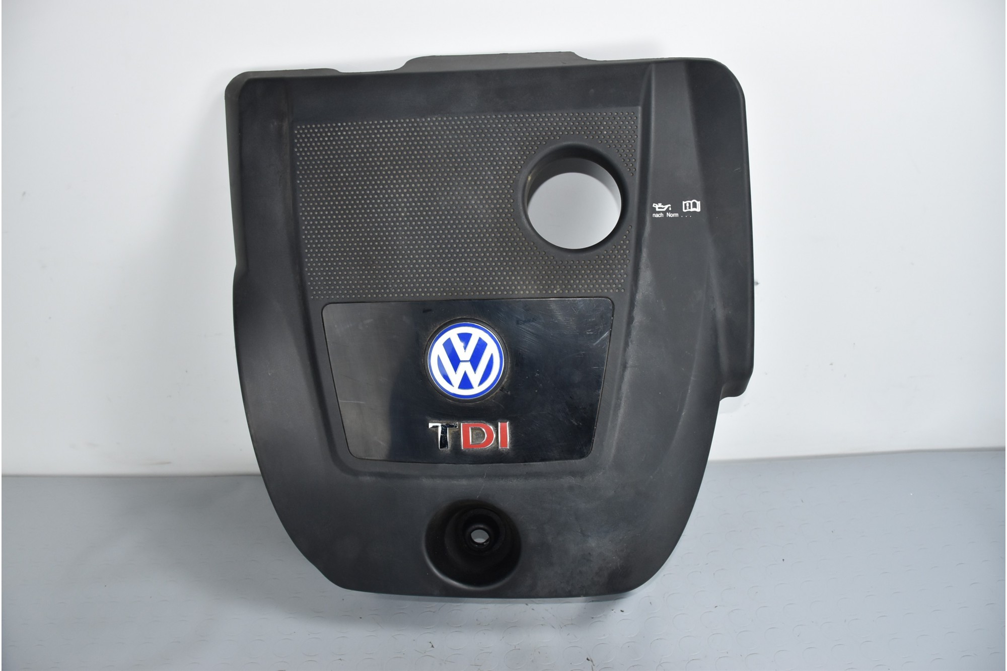 Coperchio Motore Volkswagen Golf IV 1.9 TDI dal 1997 al 2004  1637160941455