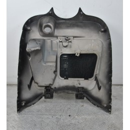 Carena Retroscudo Aprilia Scarabeo 125 / 150 Dal 1999 al 2002  1637227482136