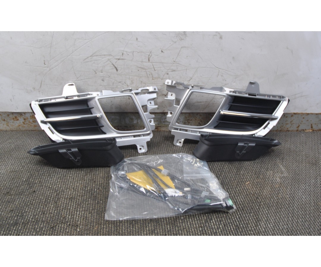 Kit Fendinebbia Mazda mx-5 2005 - 2015 cod GS7TV7230F Kit Fendinebbia Mazda mx-5 2005 - 2015 cod GS7TV7230F