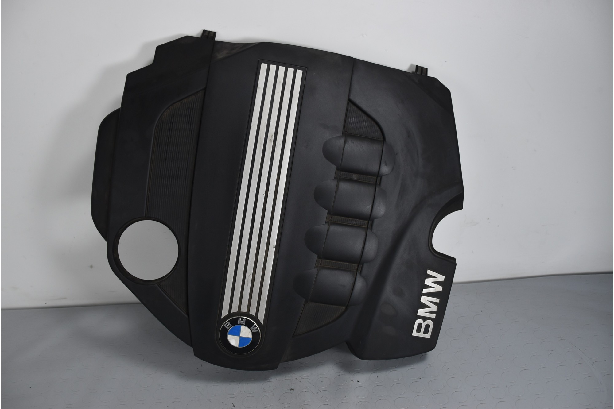 Coperchio del motore Bmw Serie 1 e87 Dal 2004 al 2011 Cod 14389710  1637568218371