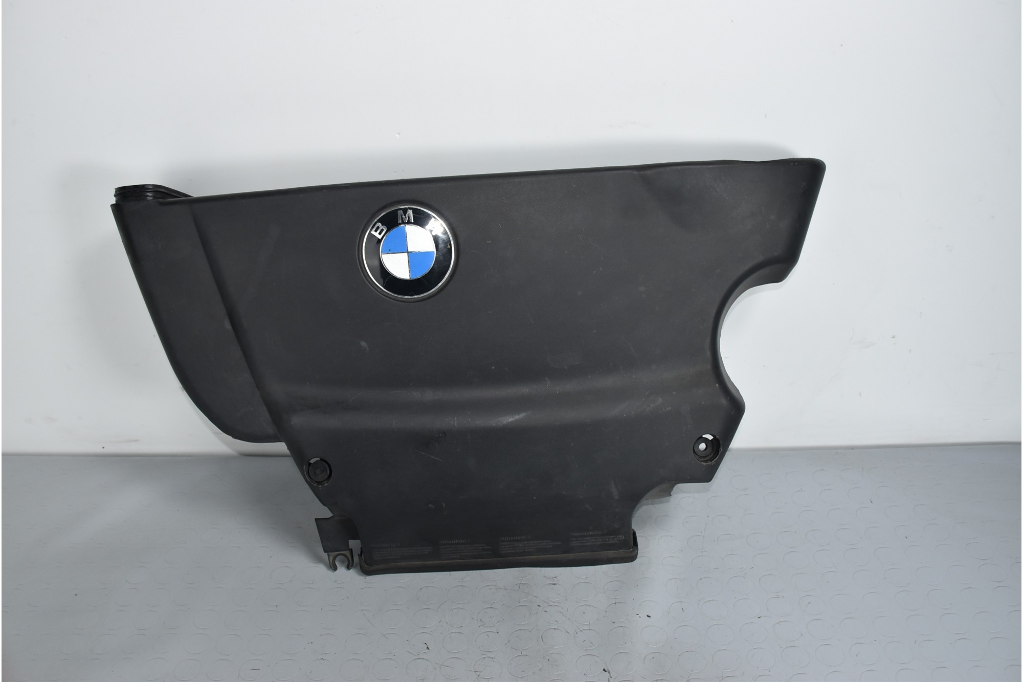 Coperchio del motore Bmw Serie 3 E46 Dal 1998 al 2005 Cod 13.71-7786529  1637568658535