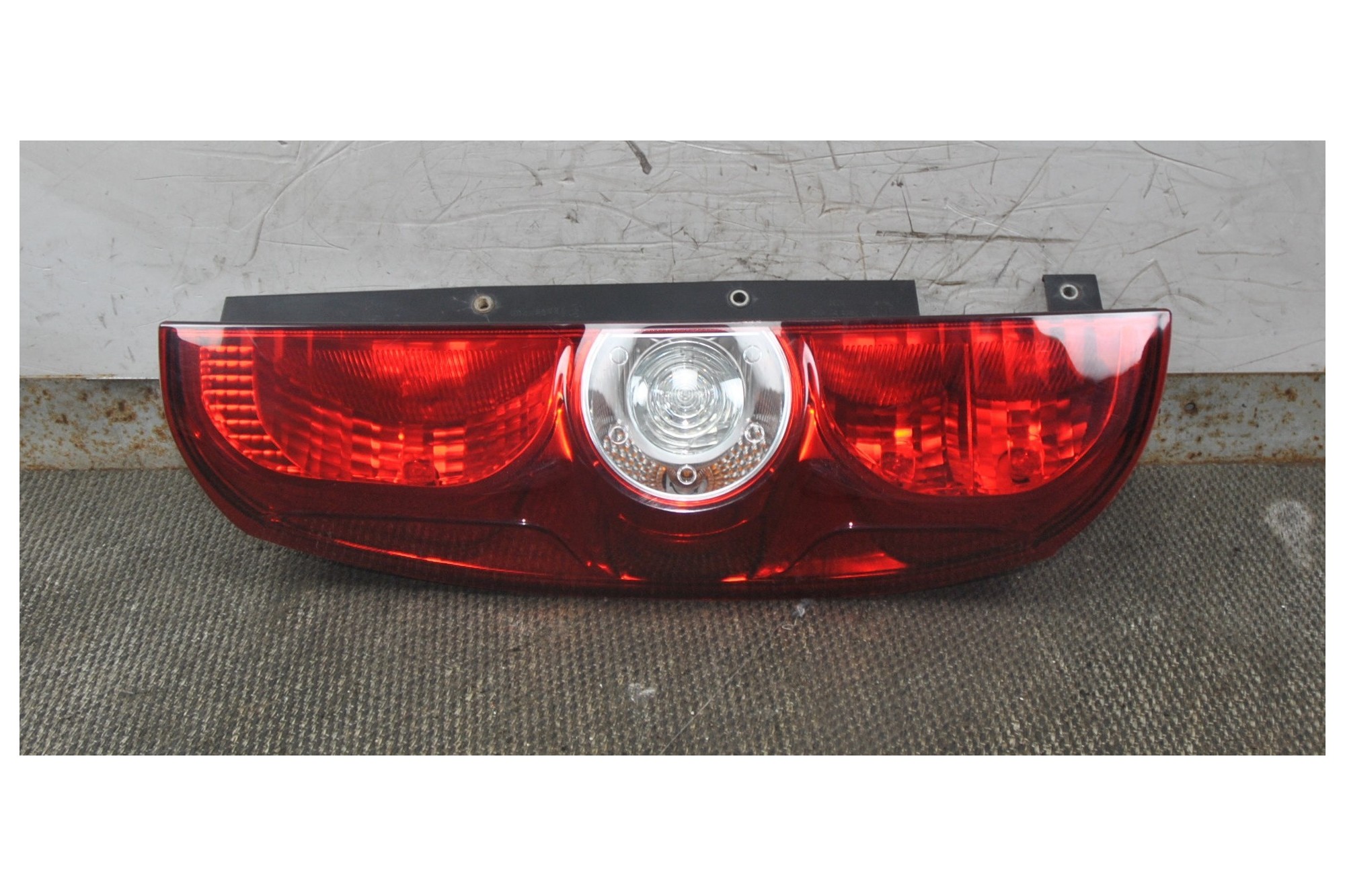 Fanale Stop Posteriore SX Fiat Doblo dal 2010 al 2014 cod 00518305650  2411111135075