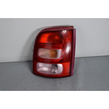Fanale Stop Posteriore DX Nissan Micra K11 dal 1992 al 2002 Cod 265501F505  1637587332409