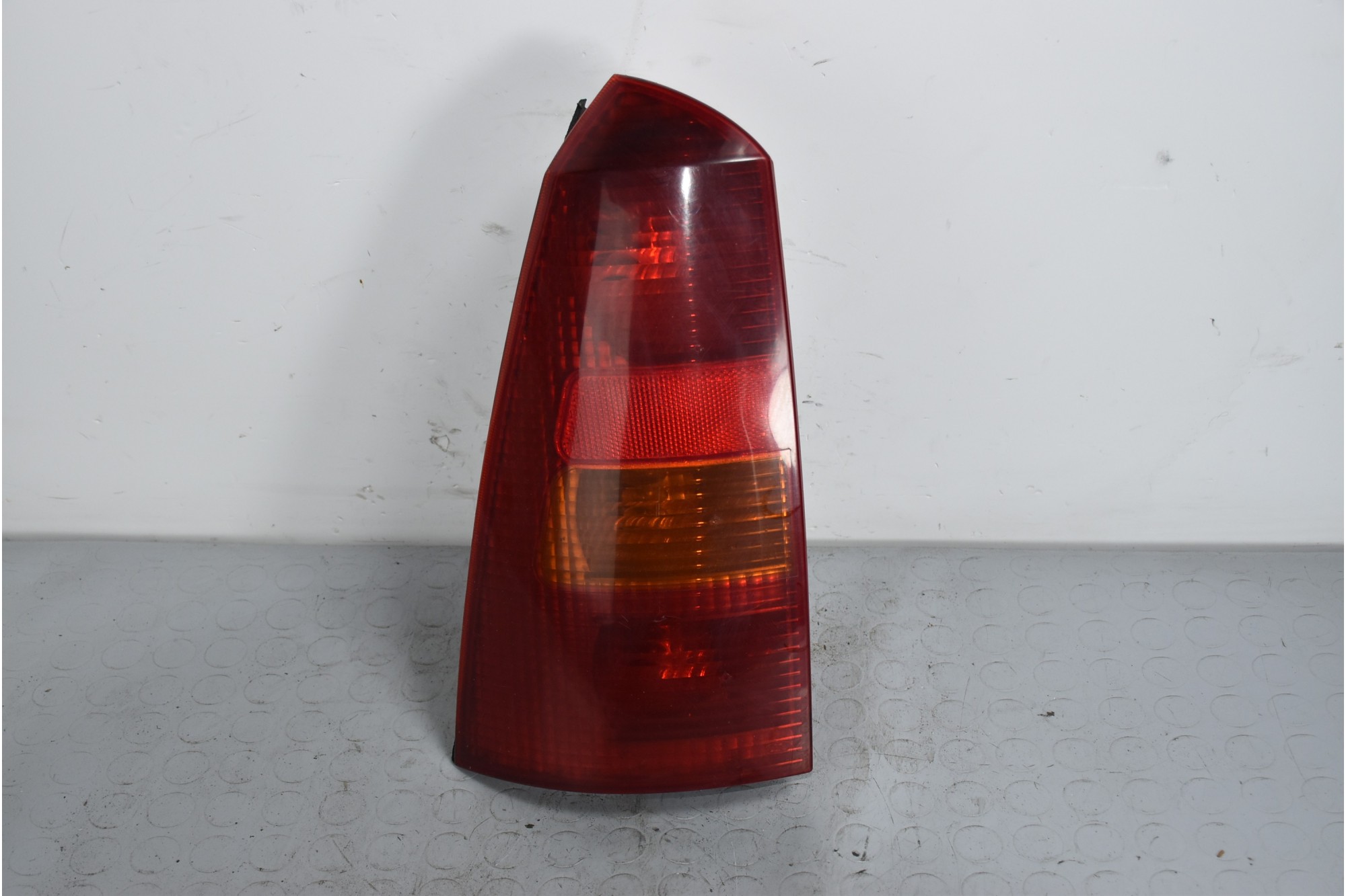 Fanale Stop Posteriore SX Ford Focus I SW dal 1998 al 2004 Cod 1233323  1637675313518