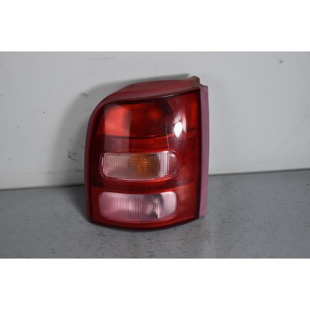 Fanale stop posteriore DX Nissan Micra K11 Dal 1992 al 2002 Cod 265501F505  1637678786951