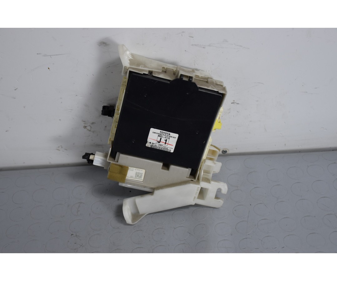 Centralina ECU Toyota Prius Hybrid dal 2009 al 2015 Cod 89221-47110  1637759592426