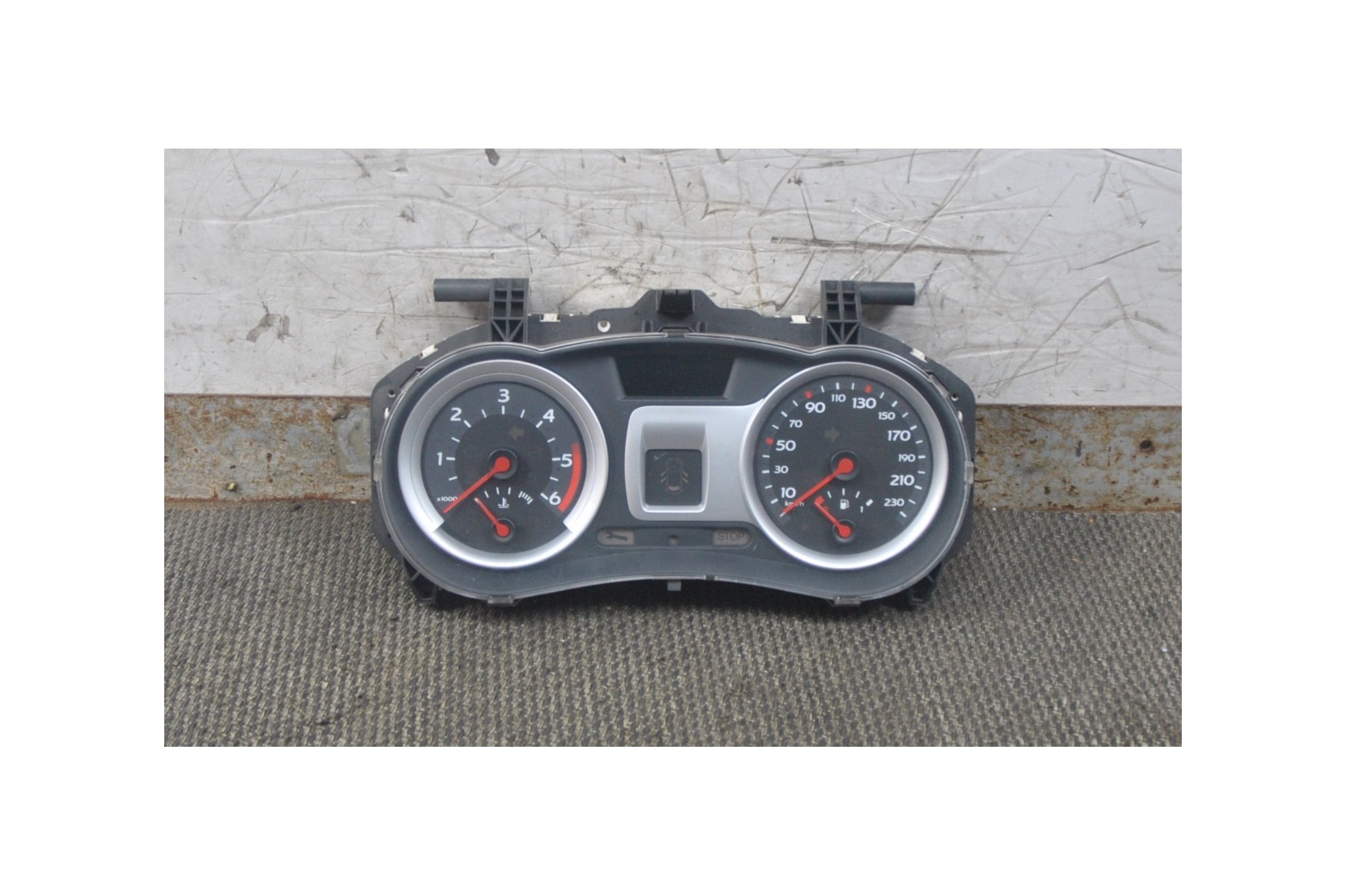 Strumentazione Contachilometri Completa Renault Clio III dal 2005 al 2013 cod 8200761861  2411111135600