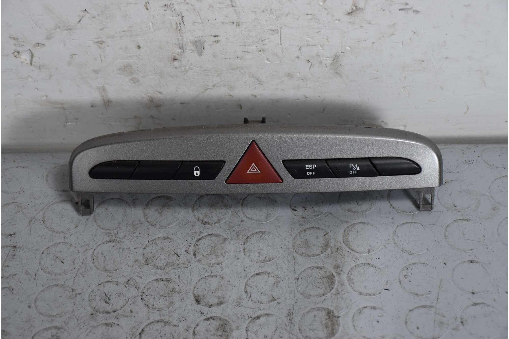 Pulsantiera comando 4 frecce Peugeot 308 Dal 2008 al 2014 Cod 9659417477  1637853253353