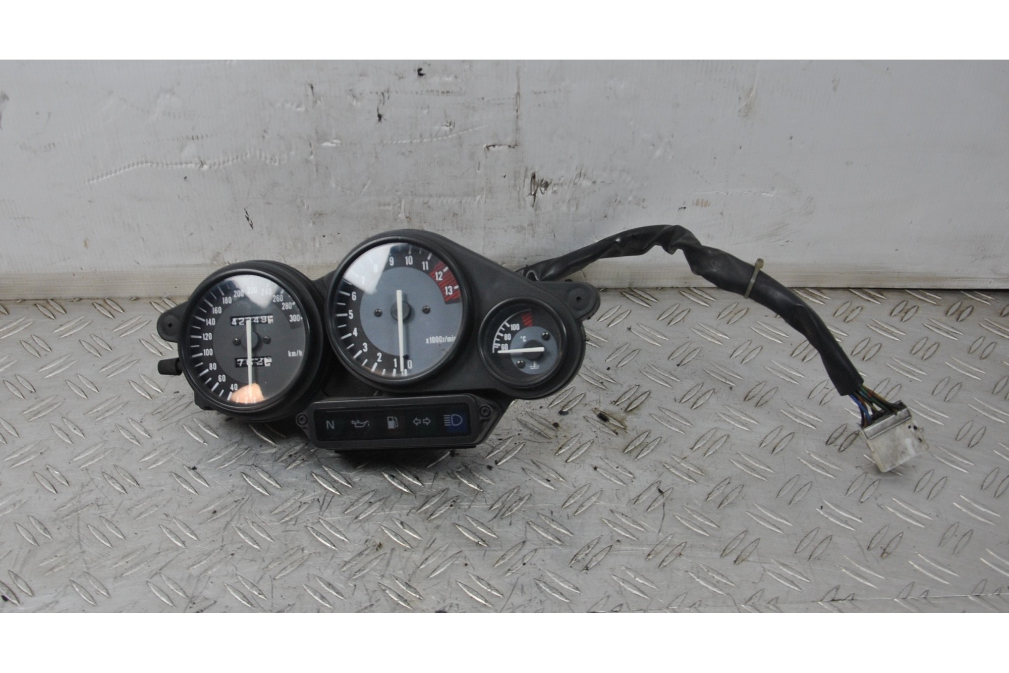 Strumentazione Contachilometri Yamaha YZF 1000 R thunderace Dal 1996 al 2001  1637913871558