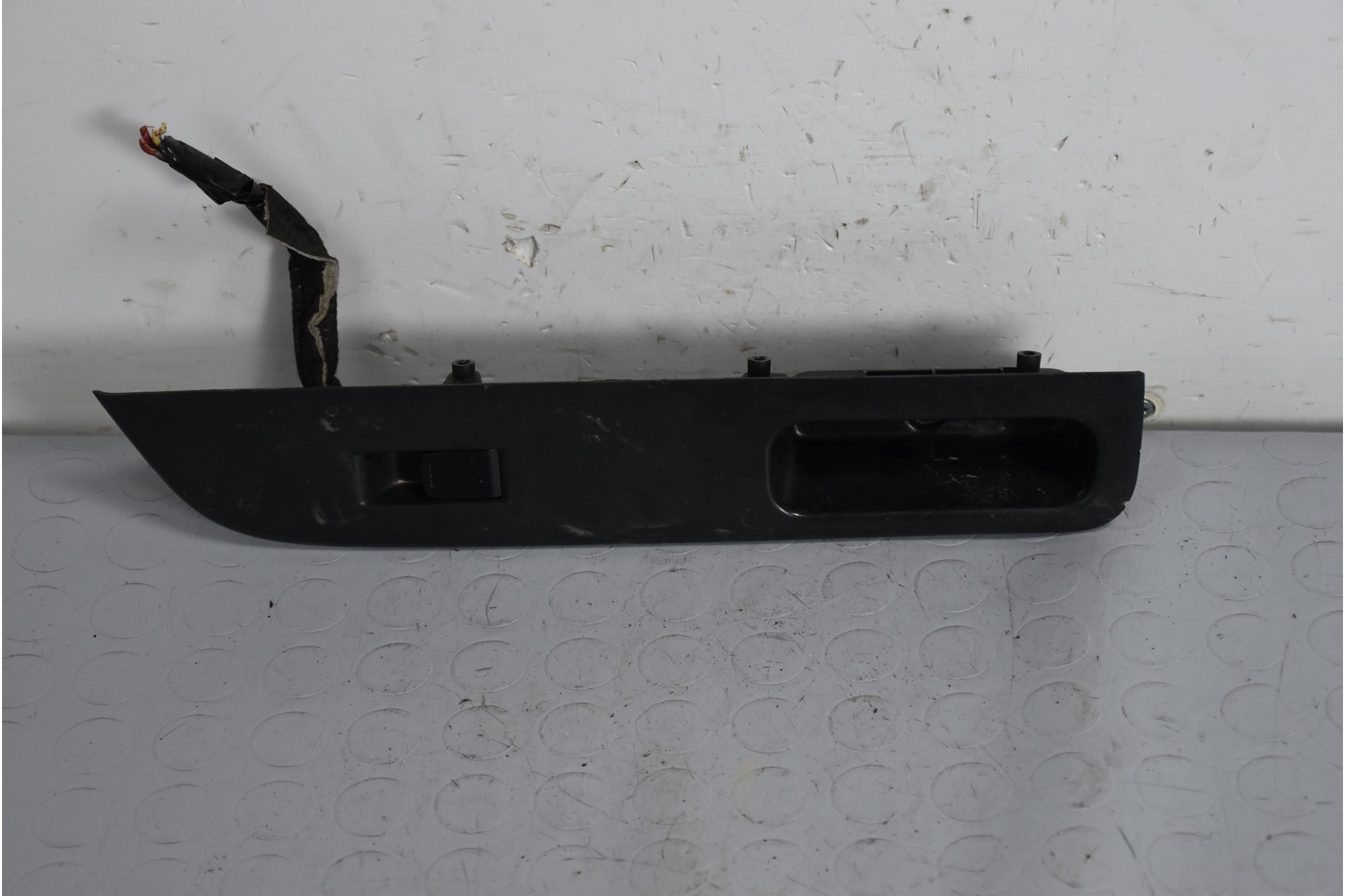 Pulsantiera alzacristalli anteriore DX Suzuki Swift Dal 2004 al 2010 Cod 83763-62J01  1638191286164