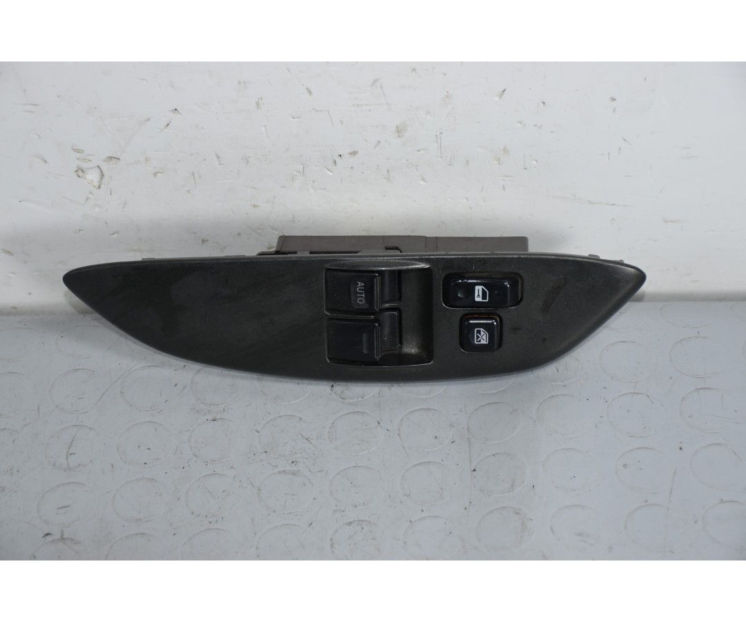 Pulsantiera alzacristalli anteriore SX Toyota Yaris Dal 1999 al 2005 Cod 011-3P21  1638198872735