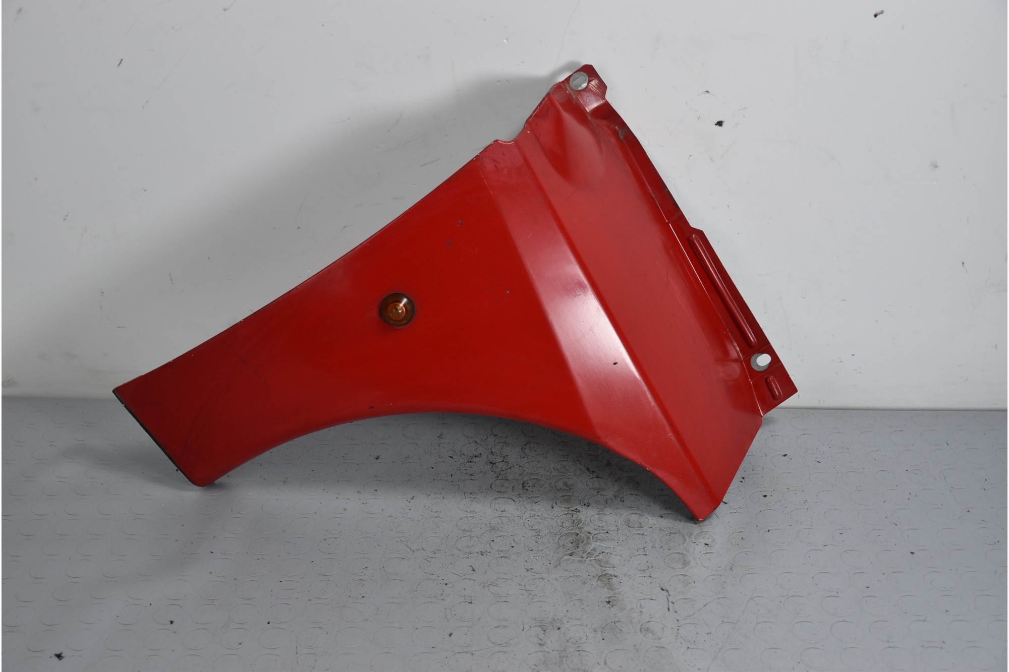 Parafango anteriore DX Fiat Coupe Dal 1994 al 2000 Colore rosso  1639041193243