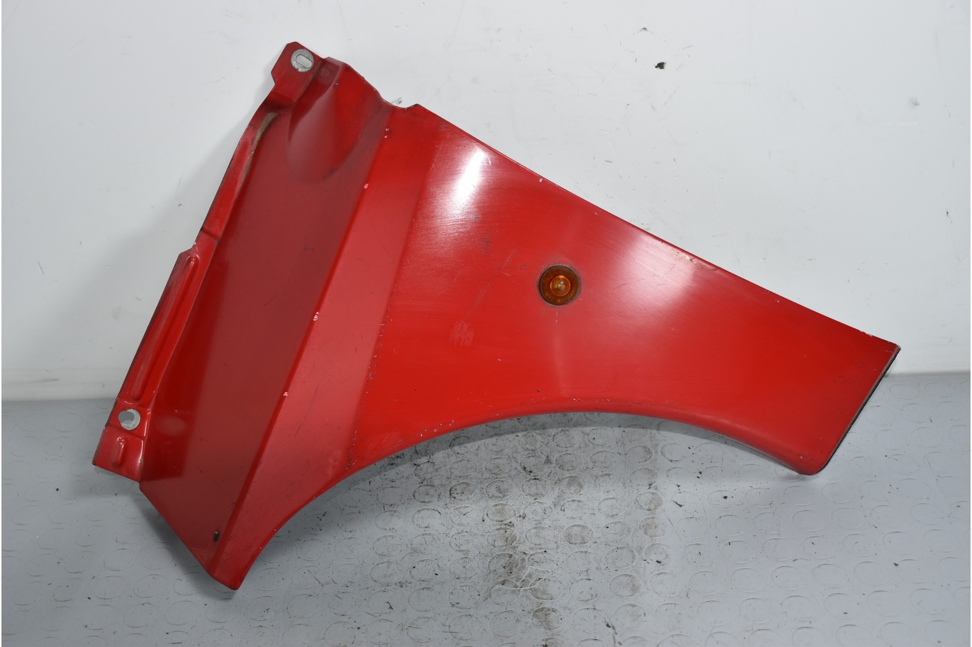 Parafango anteriore SX Fiat Coupe Dal 1994 al 2000 Colore rosso  1639041455846