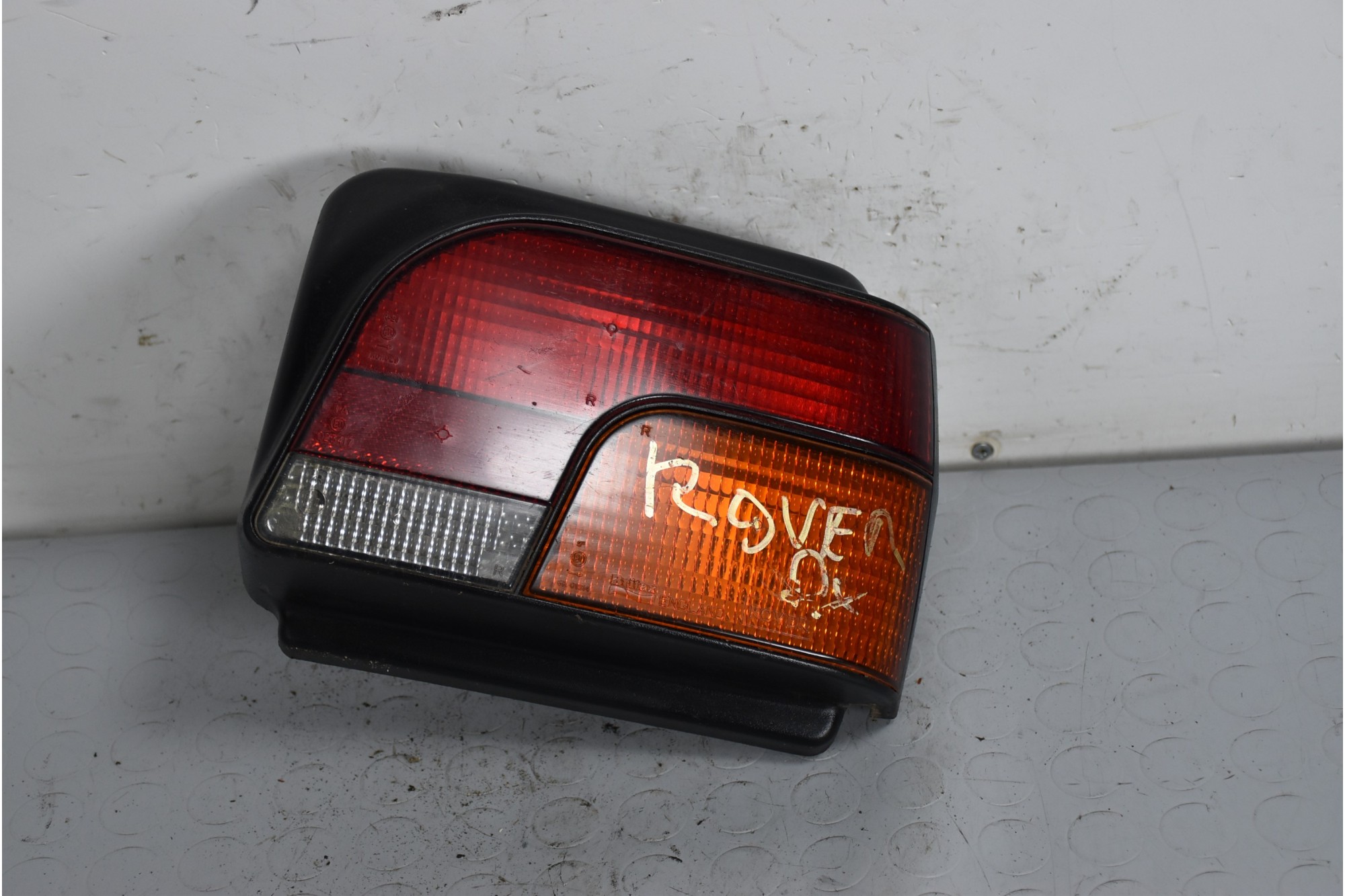 Fanale stop posteriore DX Rover 100 / Metro Dal 1990 al 1997 Cod XFB101060  1639066053515