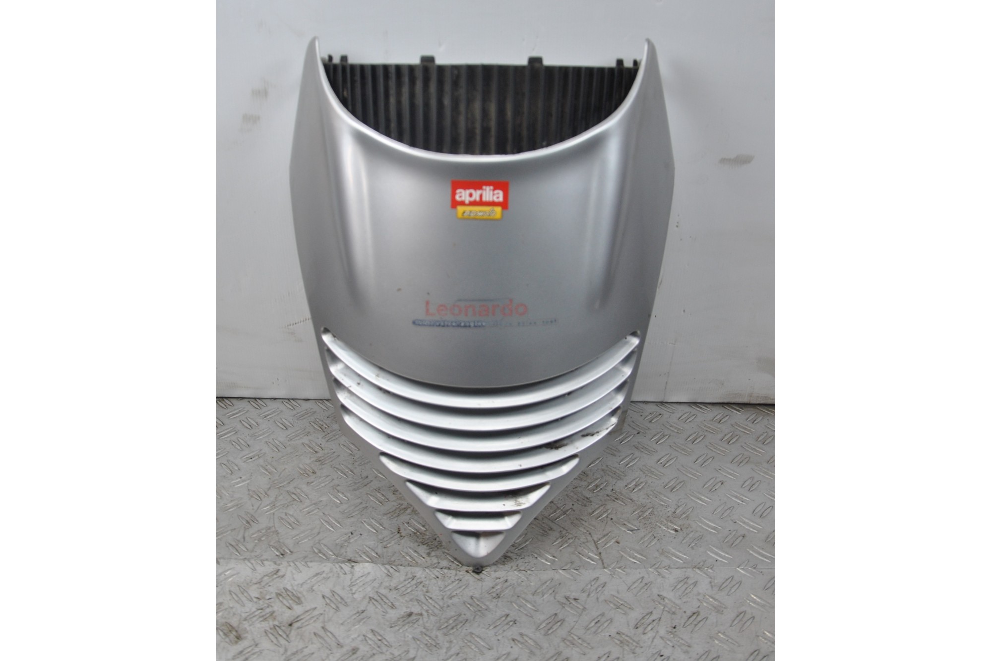 Carena Scudetto Anteriore Aprilia Leonardo 150 Dal 1996 al 2002  1639489915261