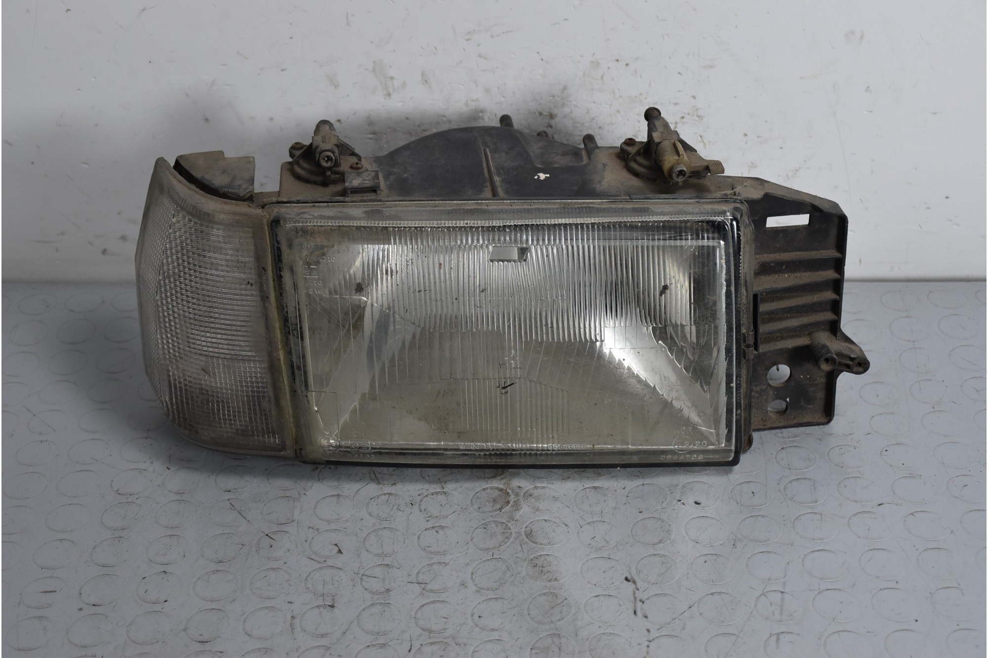 Faro e Fanalino anteriore DX Fiat Tipo Dal 1988 al 1995 Cod 60942000  1639575621960