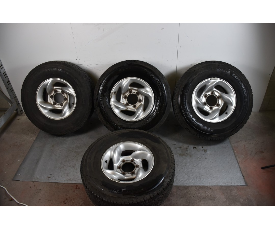 Treno Completo Hyundai Galloper dal 1991 al 2003 Misura 265/70 R15 112T 6 Fori  1639738849644