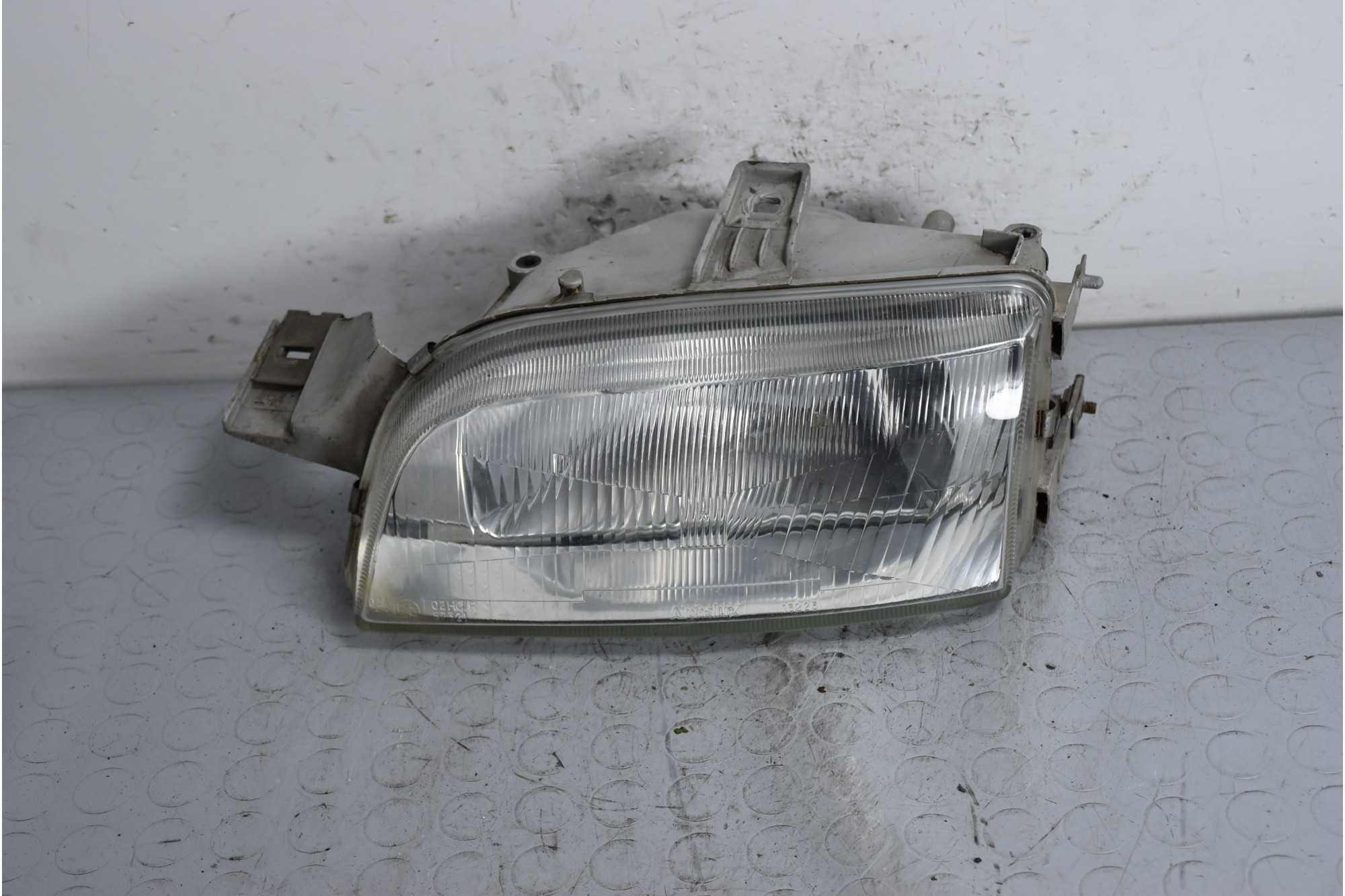 Faro fanale anteriore SX Fiat Punto 176 Dal 1993 al 1999 Cod 46402650  1639747077762