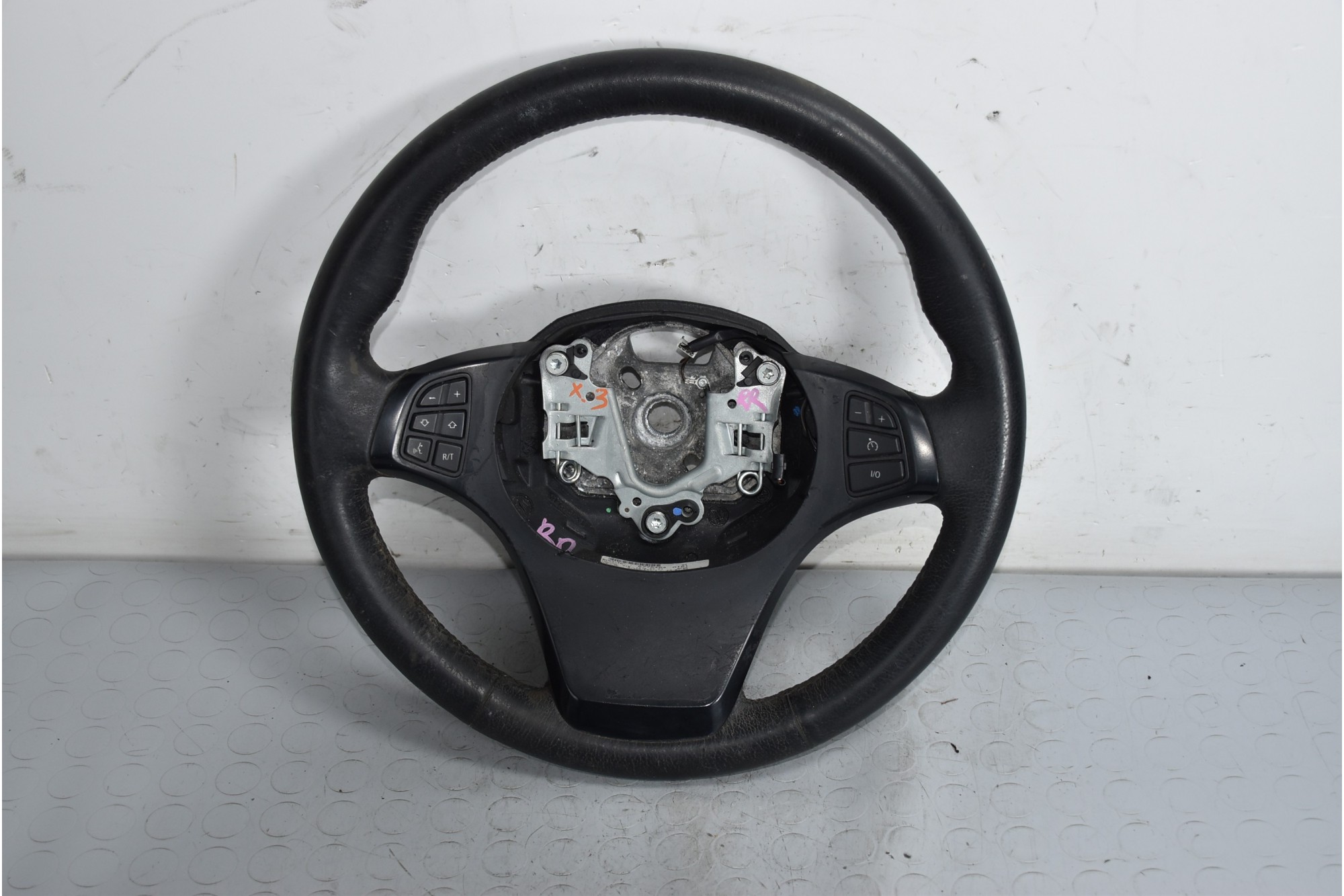 Volante in pelle Bmw X5 Dal 1999 al 2006 Cod 6778404  1640856295763
