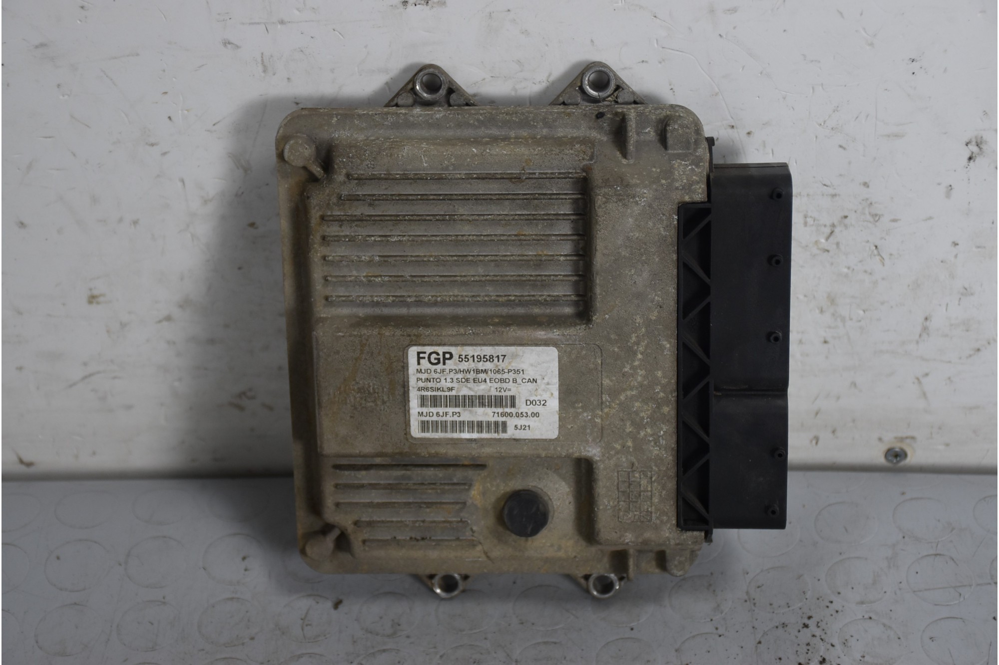 Centralina ECU Fiat Grande Punto 1.3 MTJ Dal 2005 al 2018 Cod 55195817  1640874637408