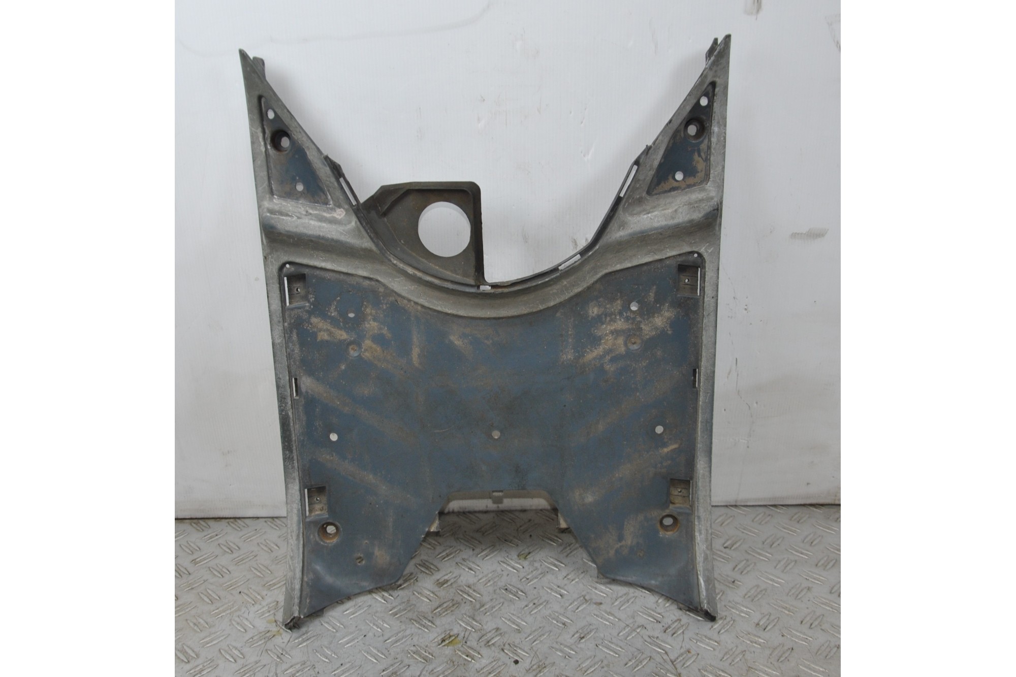 Carena Poggiapiedi Peugeot SV 50 Dal 1990 al 1995  1641397322499
