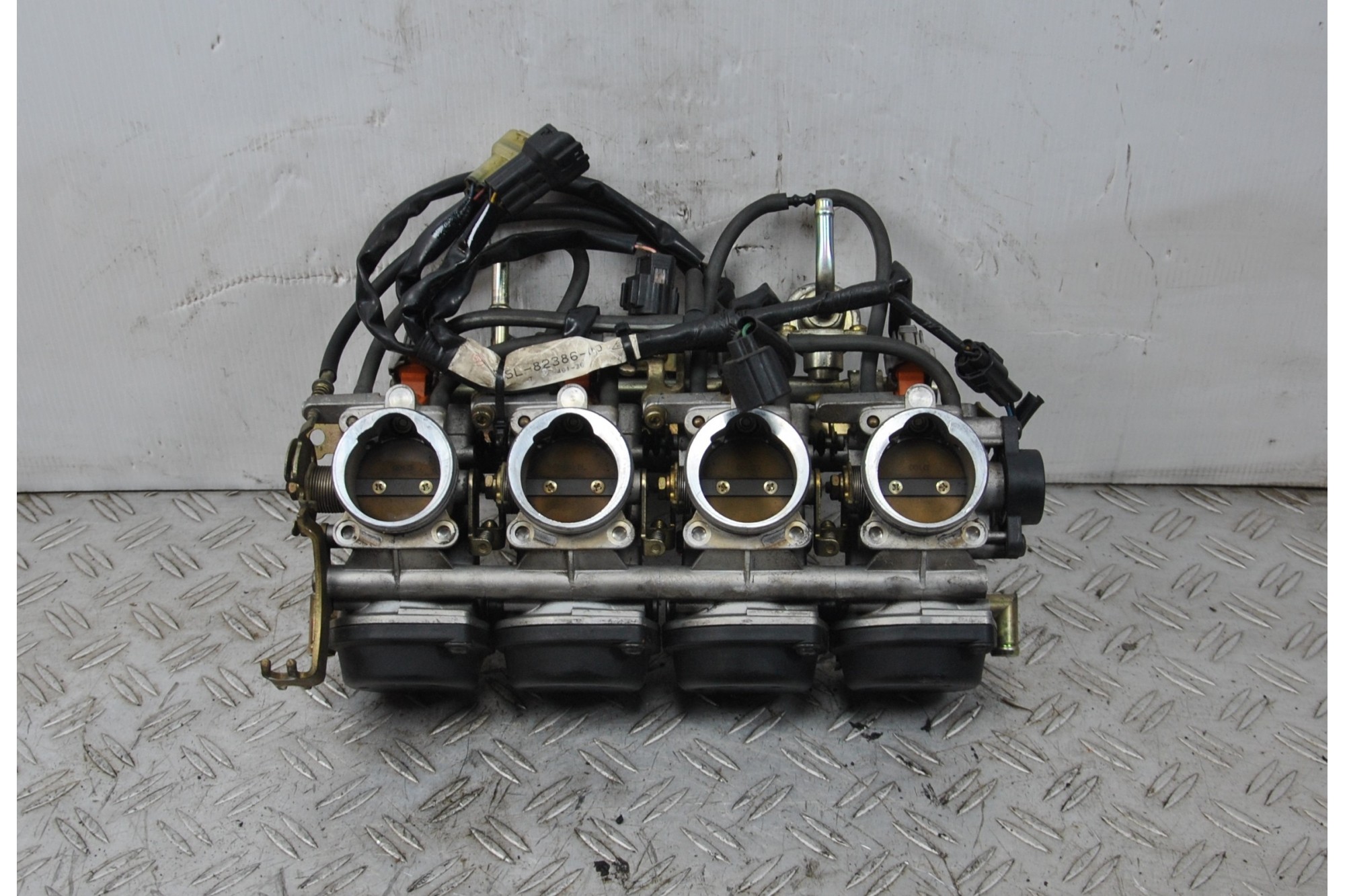 Carburatore Yamaha YZF R6 600 dal 2005 al 2006  1641802270582