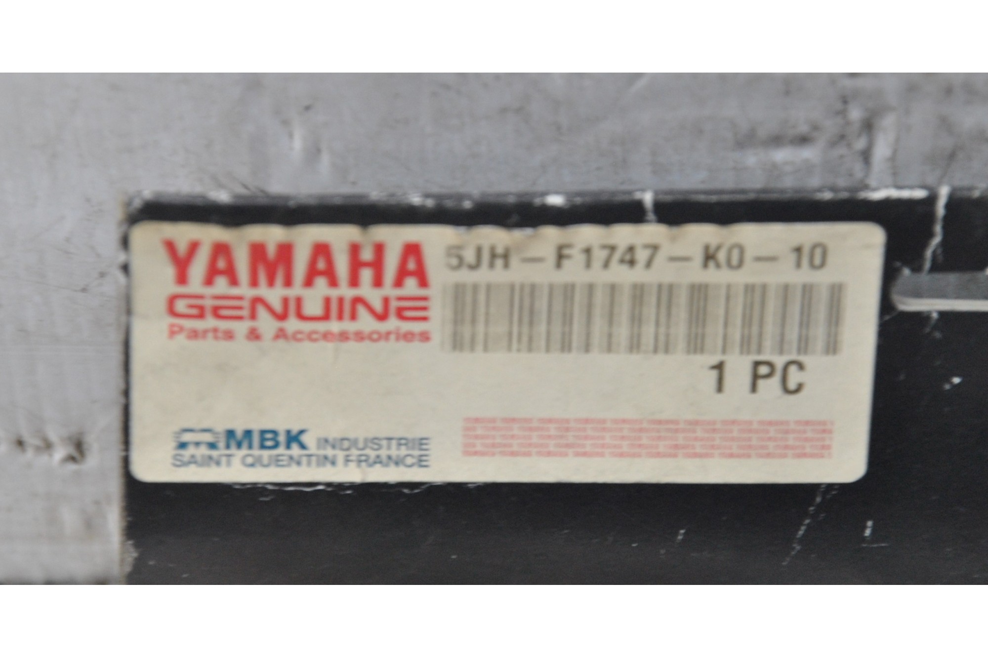 Protezione Laterale in simil Carbonio Yamaha Slider 50 / MBK Stunt 50 dal 1999 al 2002 Cod 5JH-F1747-K0-10  1641827630330