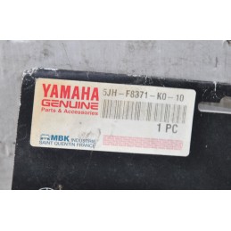 Protezione Laterale in Simil Carbonio Yamaha Slider 50 / MBK Stunt 50 dal 1999 al 2002 Cod 5JH-F8371-K0-10  1641828248459