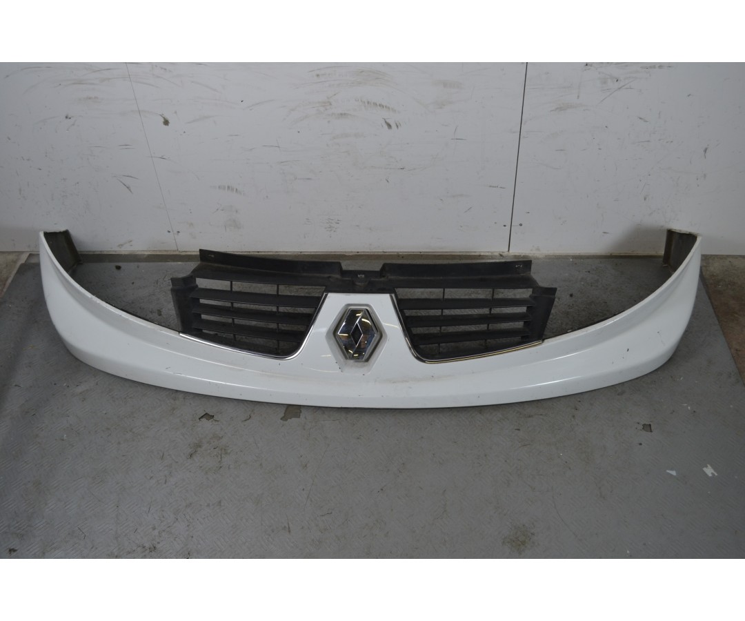 Paraurti anteriore superiore Renault Trafic Dal 2006 al 2014 Cod 623100251R  1641899082846