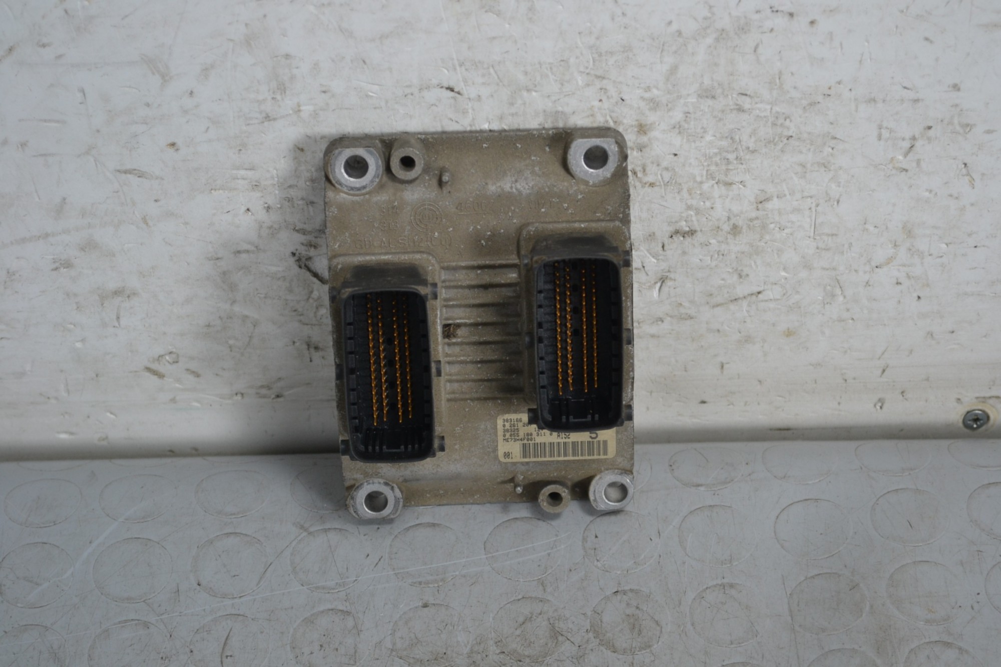 Centralina ECU Fiat Punto 188 Dal 1999 al 2010 Cod 0261207901  1642086785274