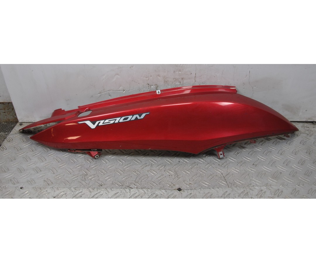 Carena Fianchetto Posteriore DX Honda Vision 50 / 110 dal 2011 al 2017  1642585124338