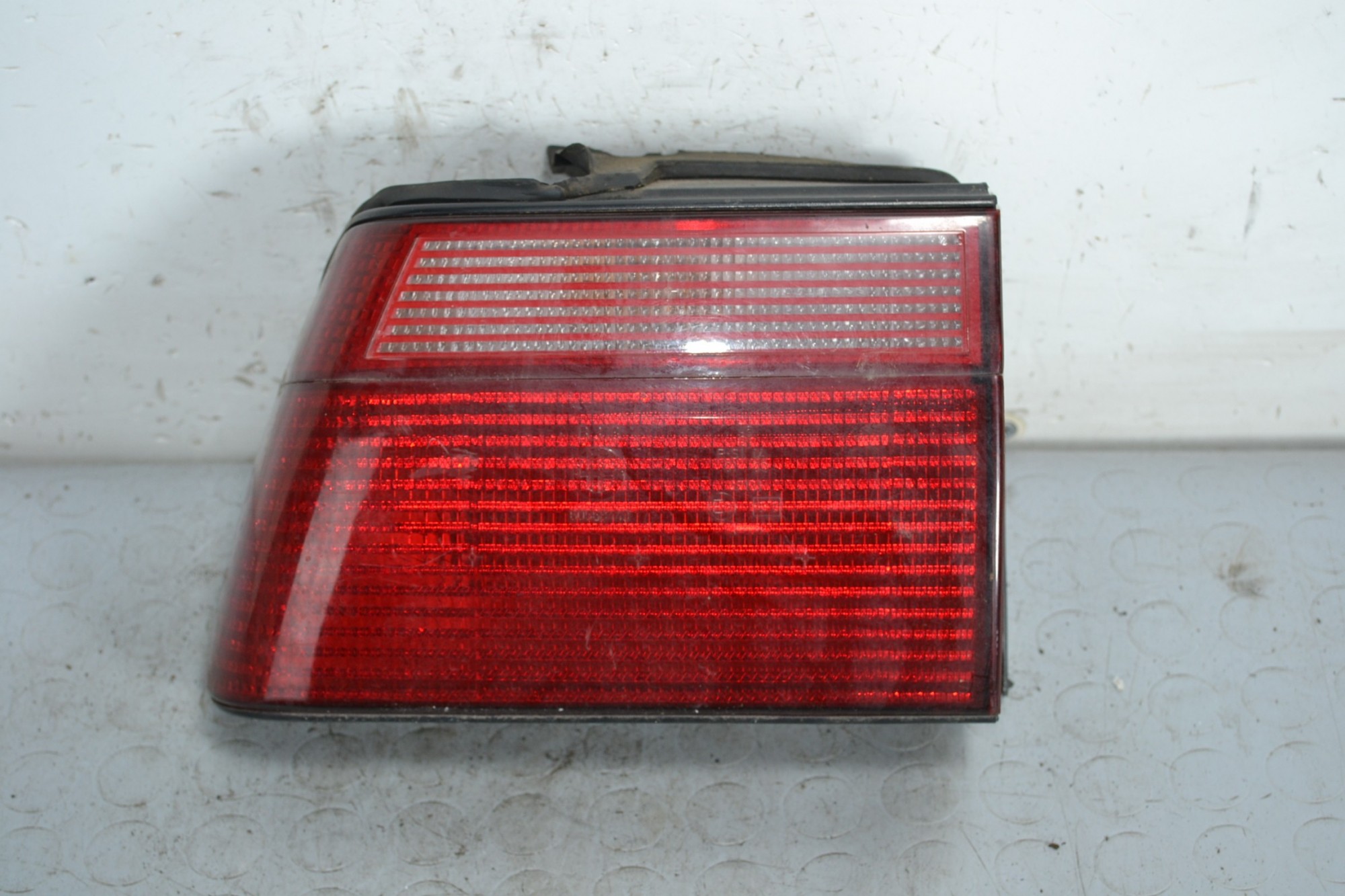 Fanale Stop Posteriore Esterno SX Alfa Romeo 155 dal 1992 al 1998 Cod 29572101  1643270091447
