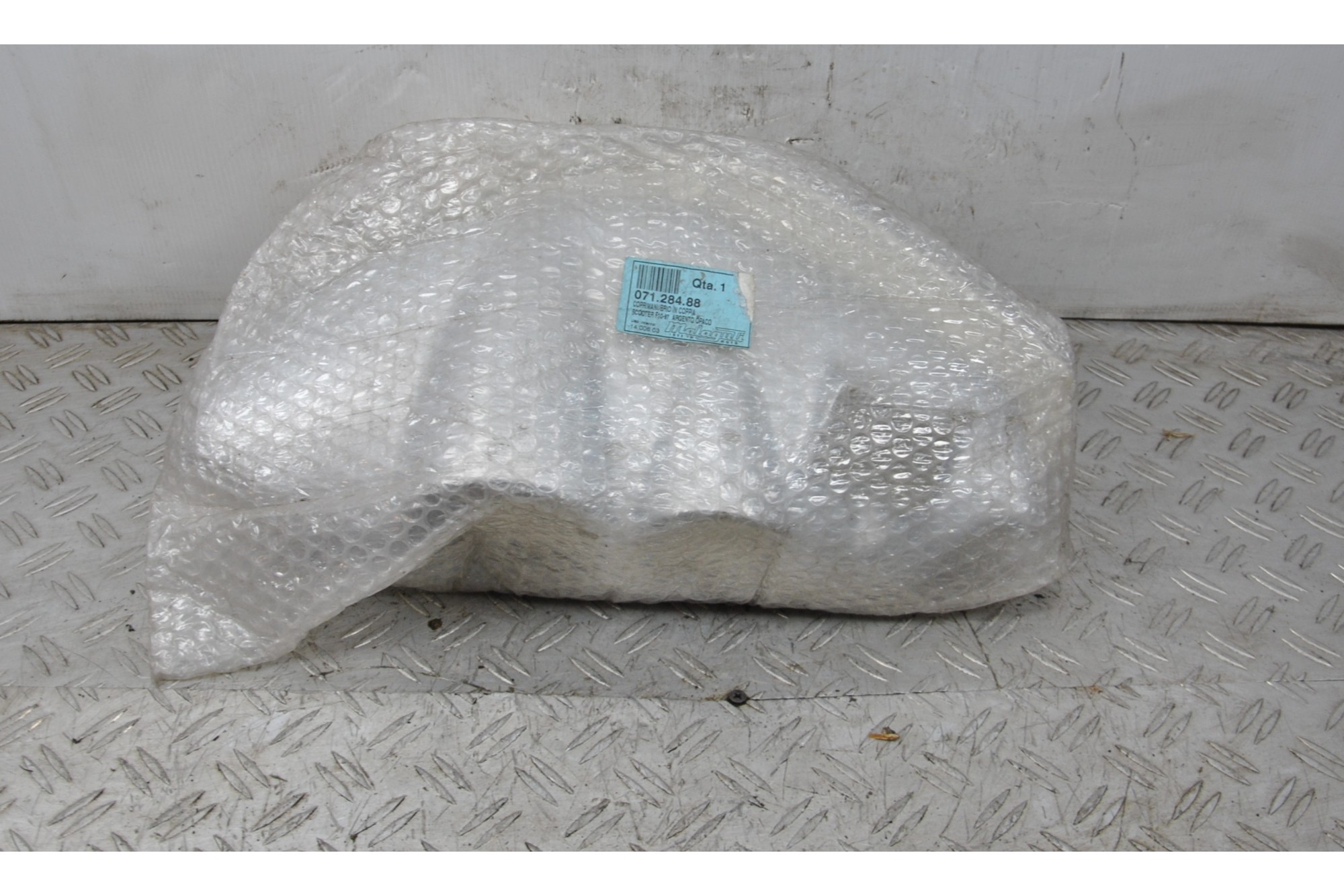 Carena Coprimanubrio Anteriore Malaguti F10 50 dal 1992 al 1999  1643812182725