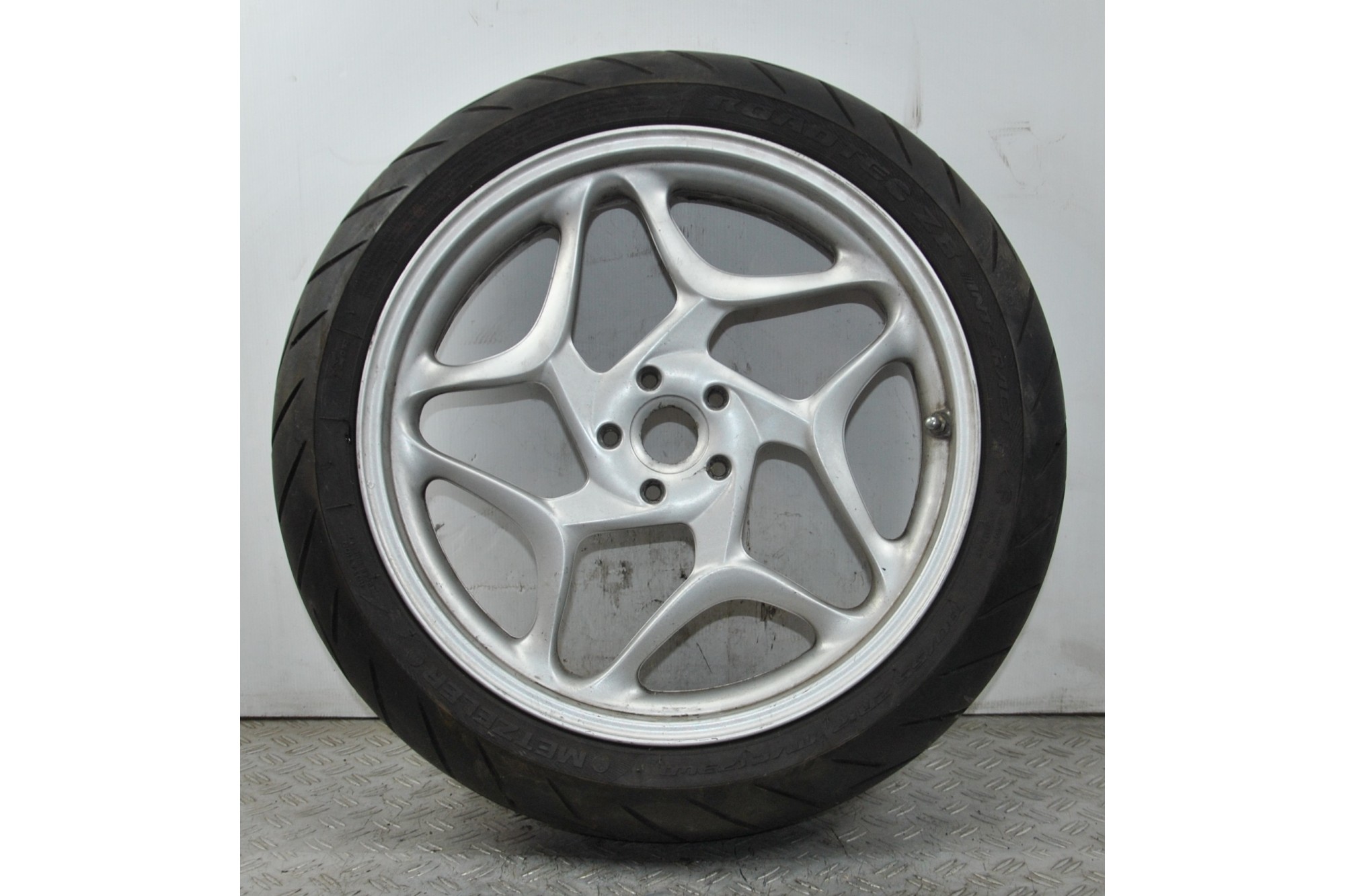 Cerchio Posteriore BMW F 800 ST dal 2007 al 2013  1644415375378