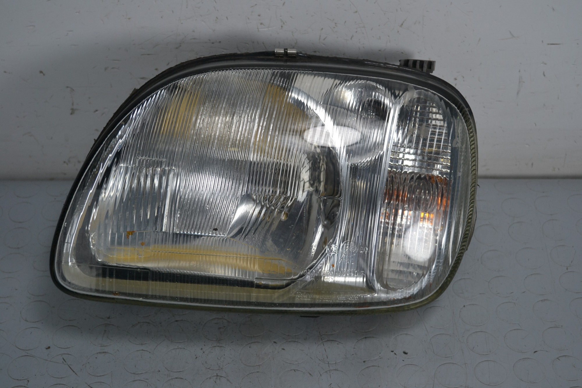 Faro Anteriore SX Nissan Micra K11 dal 1998 al 2002 Cod B60606F620  1644482487820